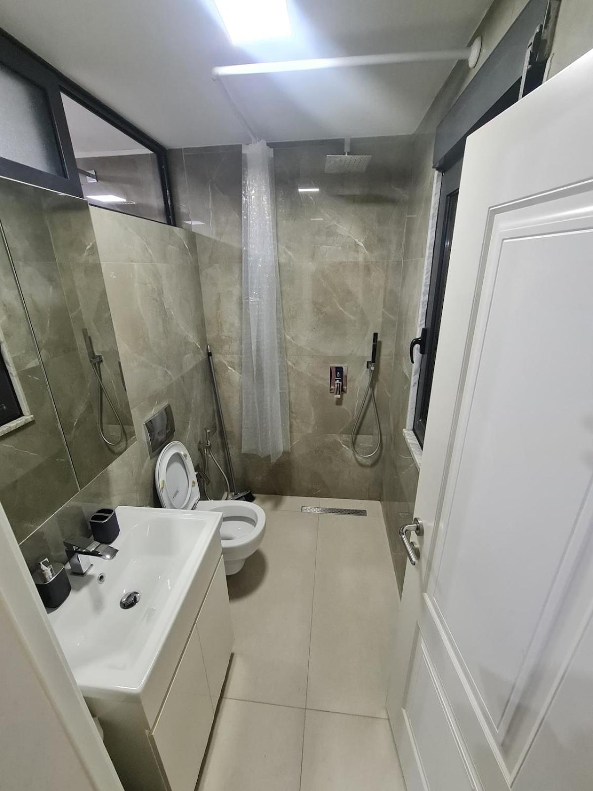 Center Apartment *